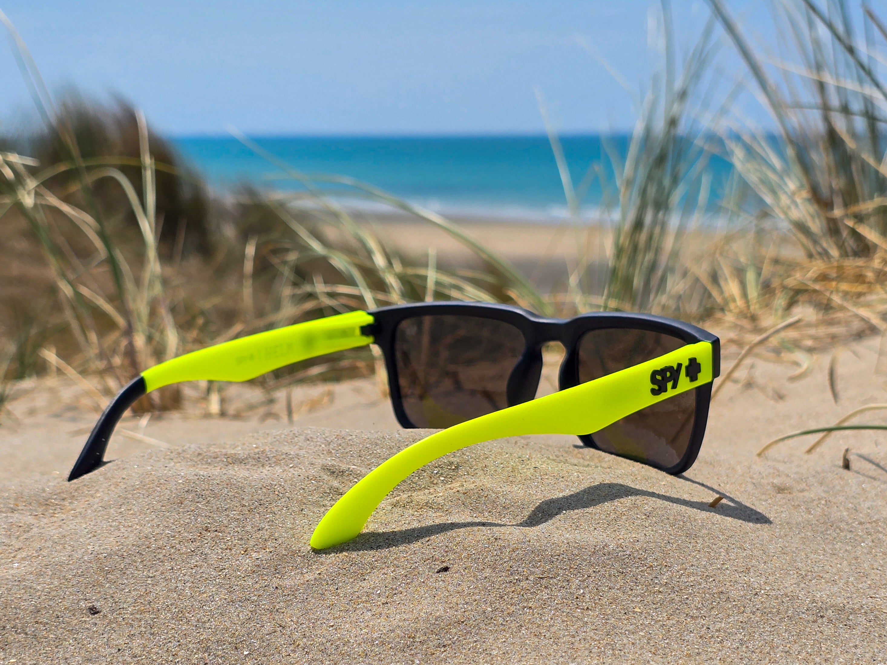 Lunettes de Soleil Homme/Femme  - Monture jaune & Miroir Noire - Protection UV