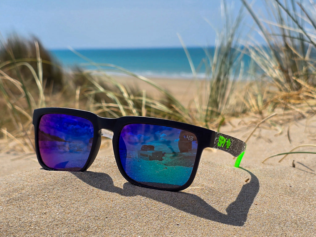 Lunettes de Soleil Homme/Femme  - Monture verte bancheet noir & Bleu - Protection UV